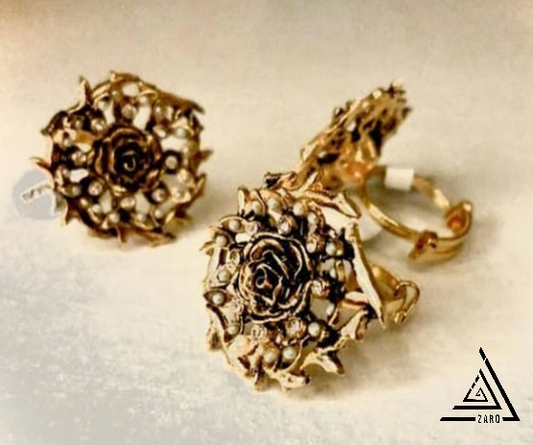 Vintage Floral Ring by Zarq
